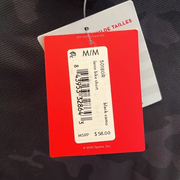 NEW SPANX - Look at Me Now Bike Short - Picture 7 of 9